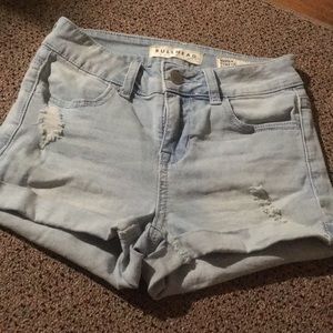 Bullhead Denim Super Stretchy Shorts Size 24